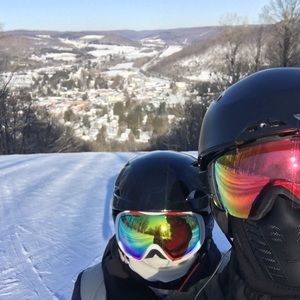 Meet your Posher, Ty